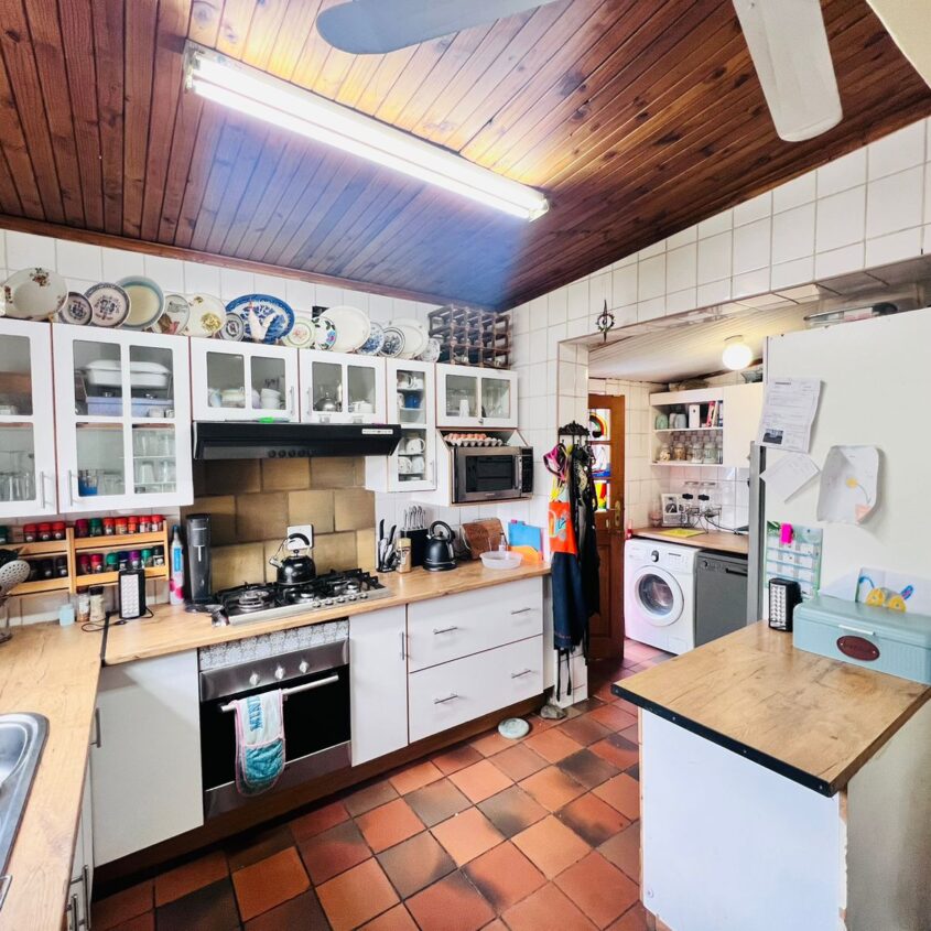 CLEAN HOUSE IN ALBERTON NORTH