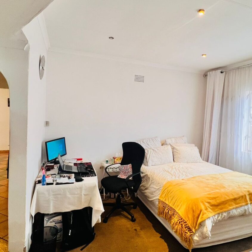 CLOEN HOME AT FLORENTIA