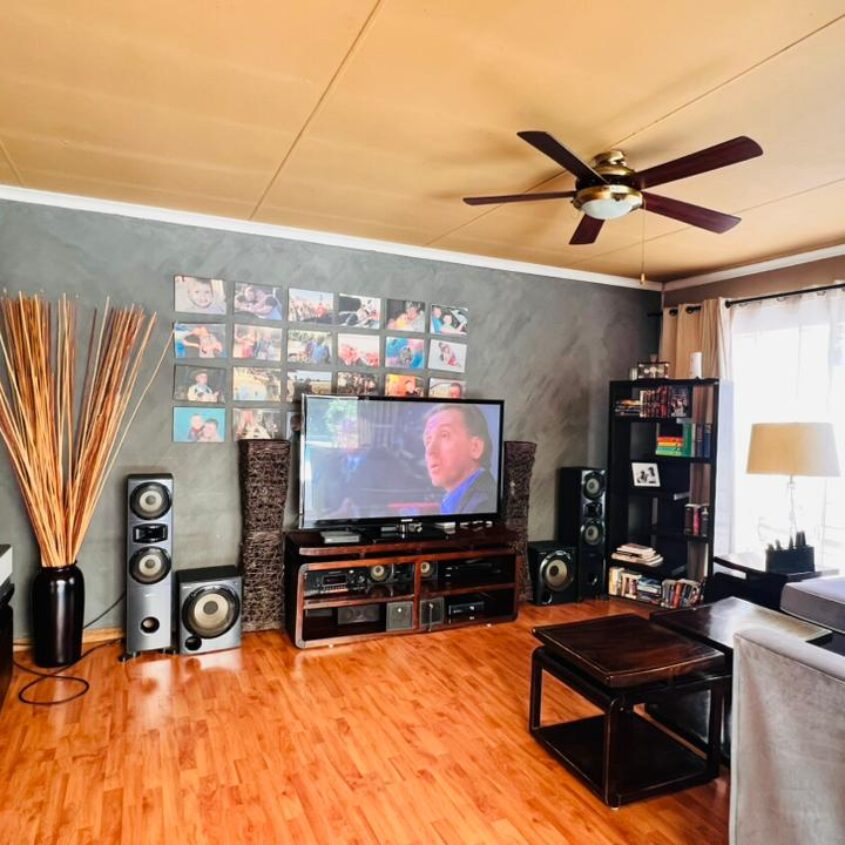 A COOL HOME IN DINWIDDIE