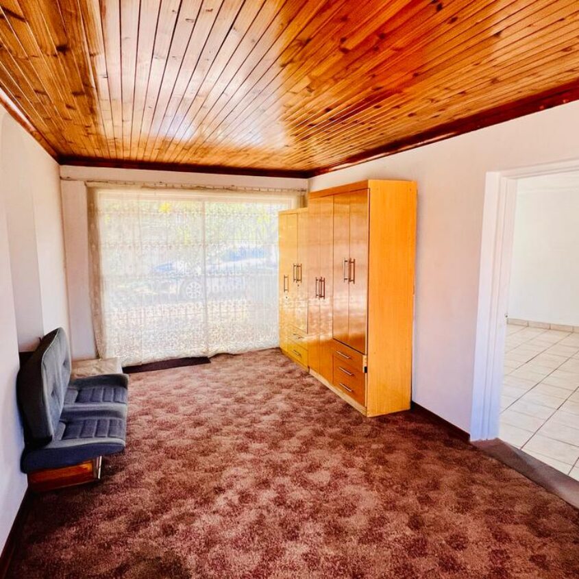 elandspark nice home