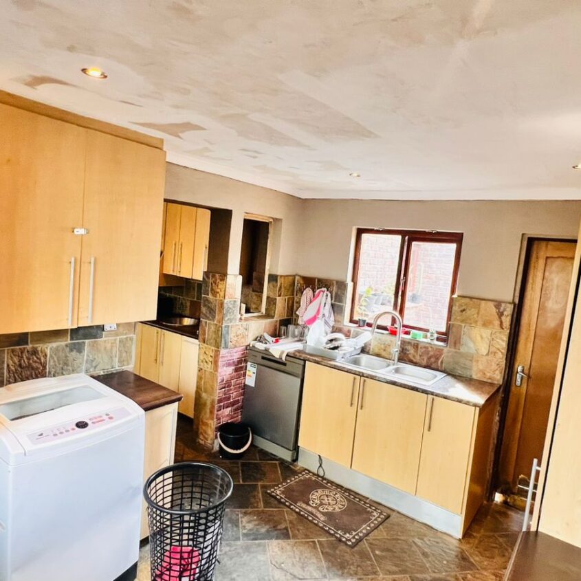 BREATIFUL HOME IN ALBERTON