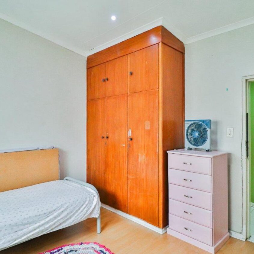 Rewlatch house and church