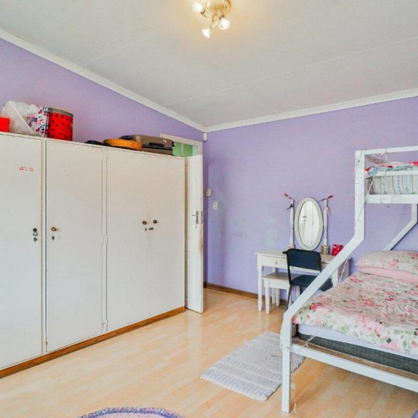 Rewlatch house and church