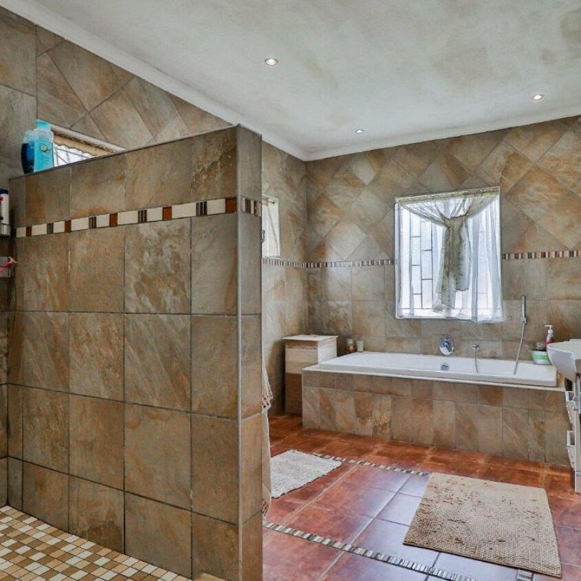 Rewlatch house and church