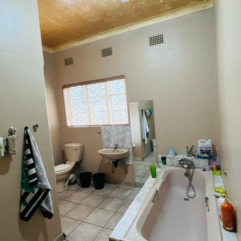 FOREST HILLS PROPERTY